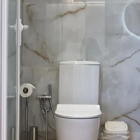 Rose Apartman *