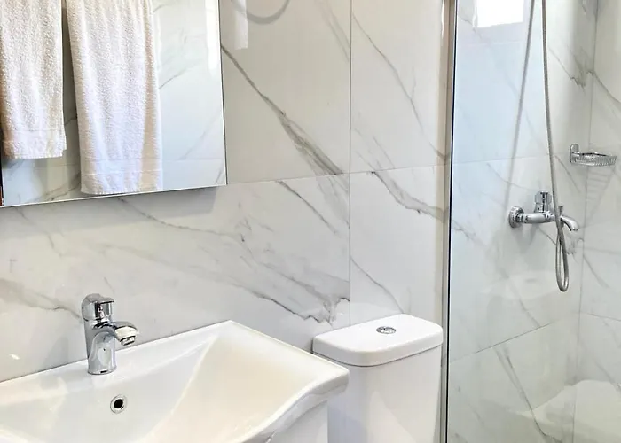 Rose Apartment Ksamil